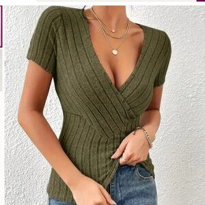 Green V-Neck Ribbed Shirt Size 2XL NEW NWOT